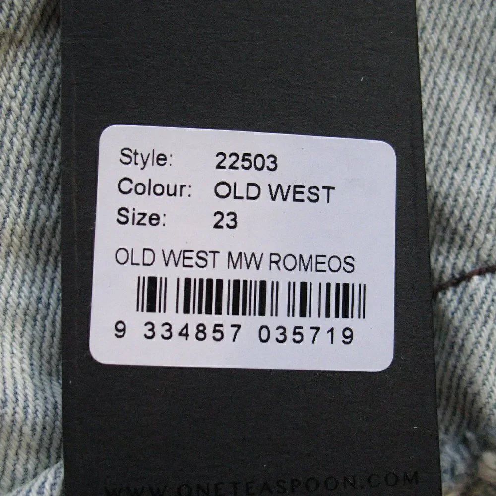 NWT High Rise Denim Shorts - Picture 7 of 8